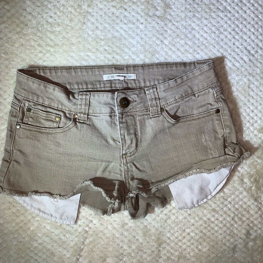 Forever 21 short shorts